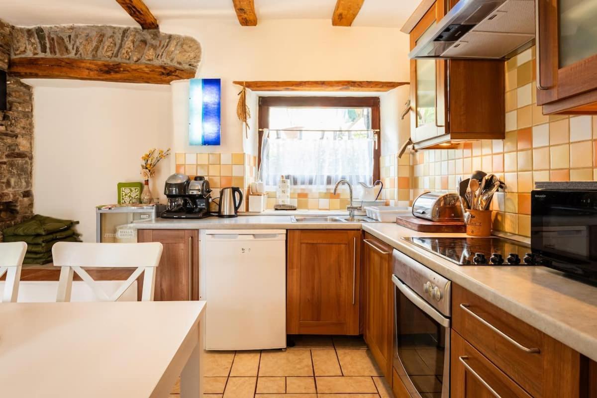 Holiday Home Katric Kamno Extérieur photo